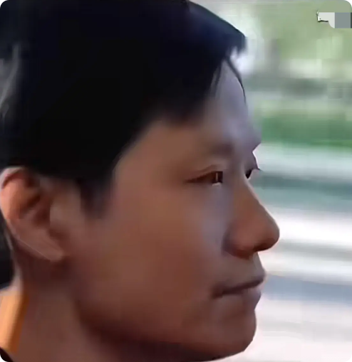 越来越同情雷军了。

不知道大家发现没有，小米汽车起火事件，虽然备受关注，但是现