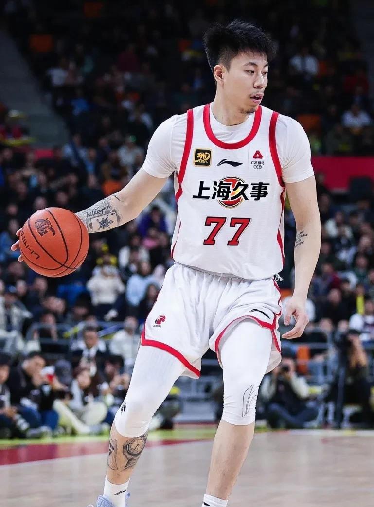 #CBA国内现役第一小前锋是谁？# 
重磅！上海男篮有望得到张镇麟，CBA格局大