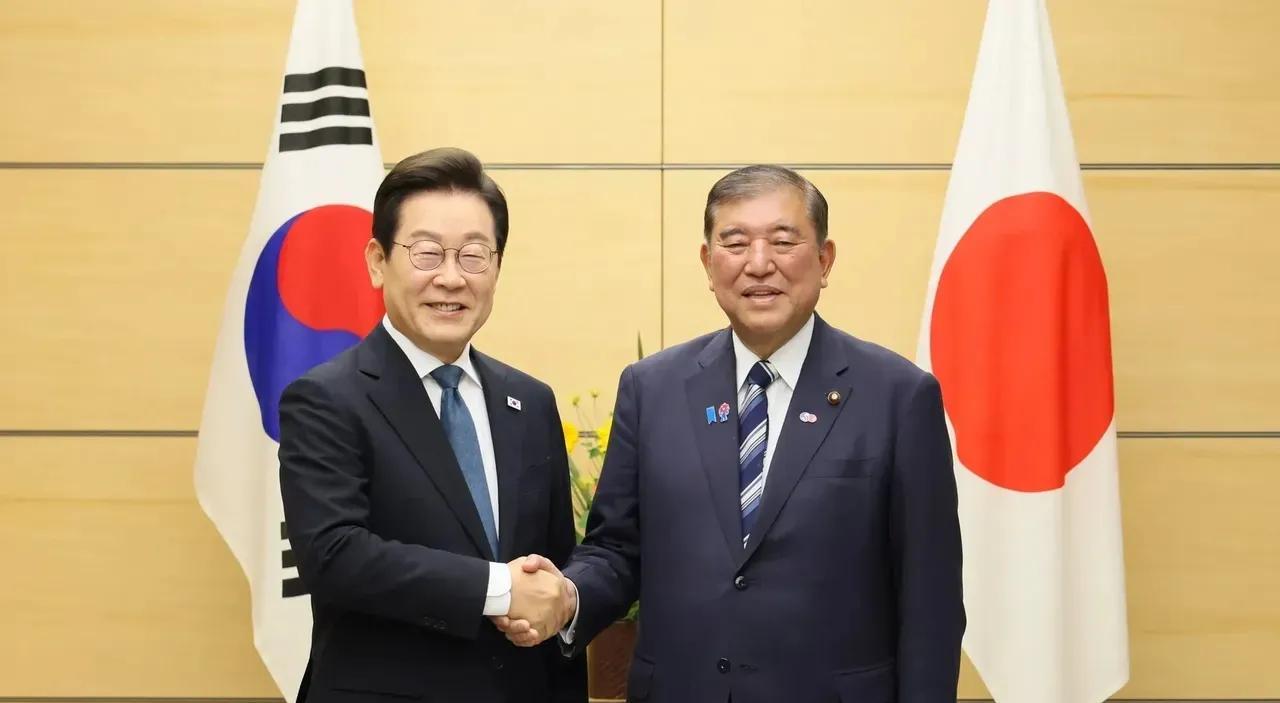 李在明说他先去日本，再来美国就是希望和日本解决相互之间的隔阂，这个隔阂就慰安妇问