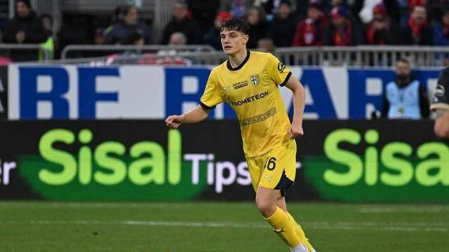 帕尔马18岁防线新星莱昂尼崛起，六大豪门开启疯狂 “狩猎模式”