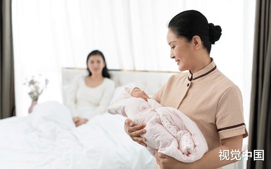 网红婆婆为博眼球一百块给我坐月子，婆婆患癌后，我送她一百块抗癌
