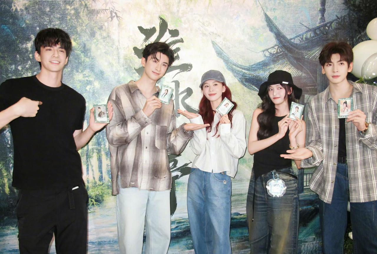演员会保养能有多重要，看了刘诗诗和张云龙就知道了。
《淮水竹亭》这部剧是刘诗诗和