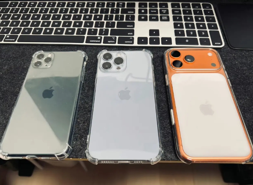 近5年iPhone Pro系列的巅峰：
iPhone 11 Pro （首上三摄）
