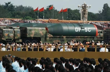 9.3阅兵有效果？美国众议员时隔6年后首次正式访华，或为特朗普打前站

据多家外