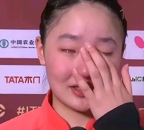 王曼昱又把张本美和打哭了，张本一家世乒赛冠军梦碎！
张本家族性格不内敛，赛前把话