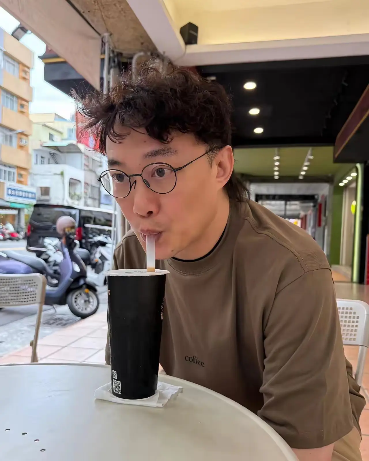 陈奕迅真是生命力顽强！
