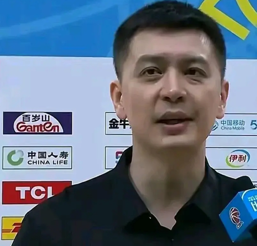 辽宁本赛季的夺冠障碍基本上没有了！
看看以下这些对手的实力就知道为何辽宁男篮已经