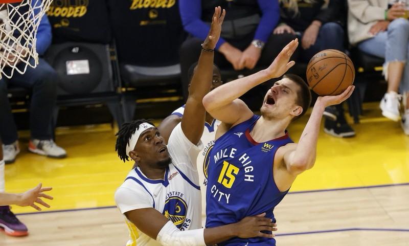 谁低了，谁高了？#NBA# #NBA吐槽大会# #NBA热点# 
The Ath