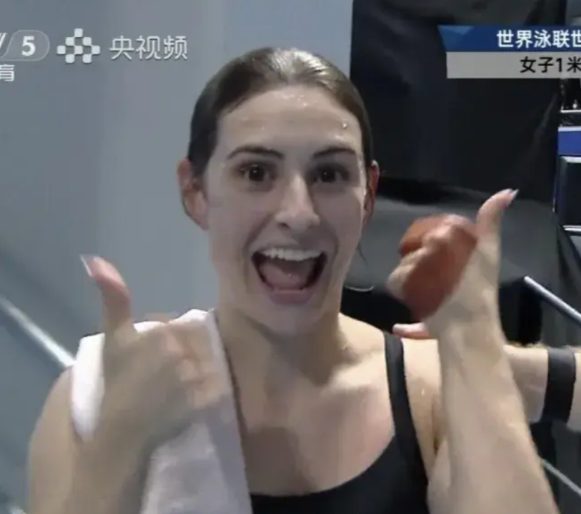 中国跳水梦之队首遭冲击！英国选手女子1米板摘金

7月26日晚，世锦赛跳水女子单