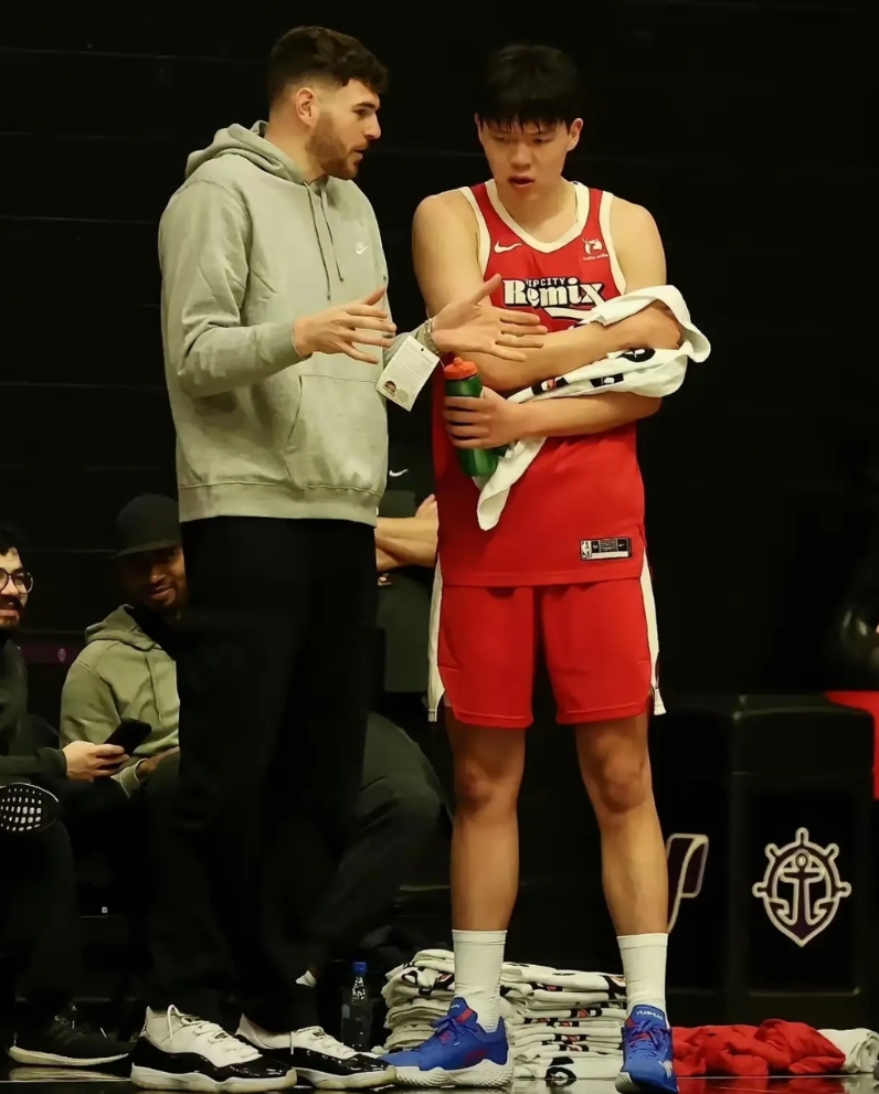 现在看来，杨翰森待在发展联盟是最好的选择！

回到G联赛的杨翰森再次迎来爆发，首