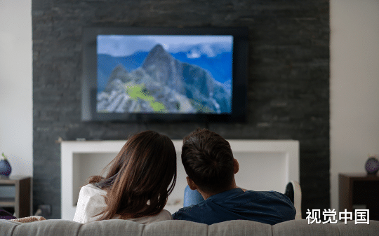 老婆害我毁容，就因为我的脸不像白月光，当我整容成她喜欢的样子后，她却后悔疯了！