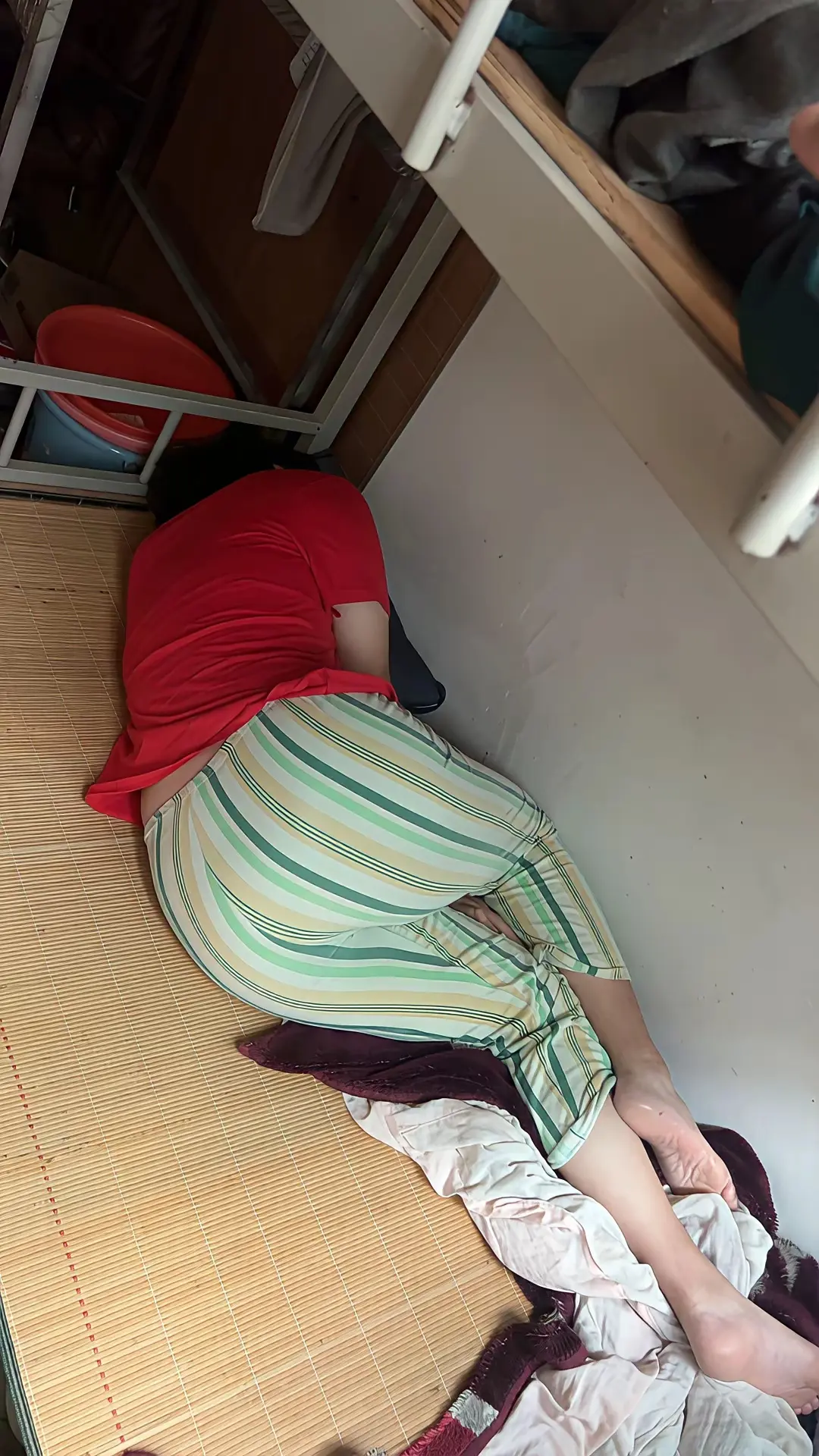 小姨子闹离婚来我家好几天了，该如何劝慰她？


