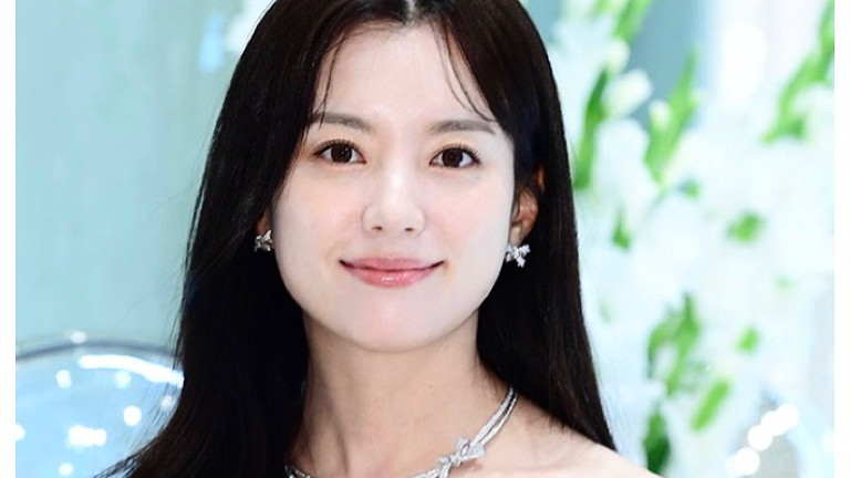 这真的是38岁？韩孝周珠宝活动生图曝光