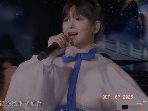 中秋晚会之所以骂声一片，  核心就一个矛盾