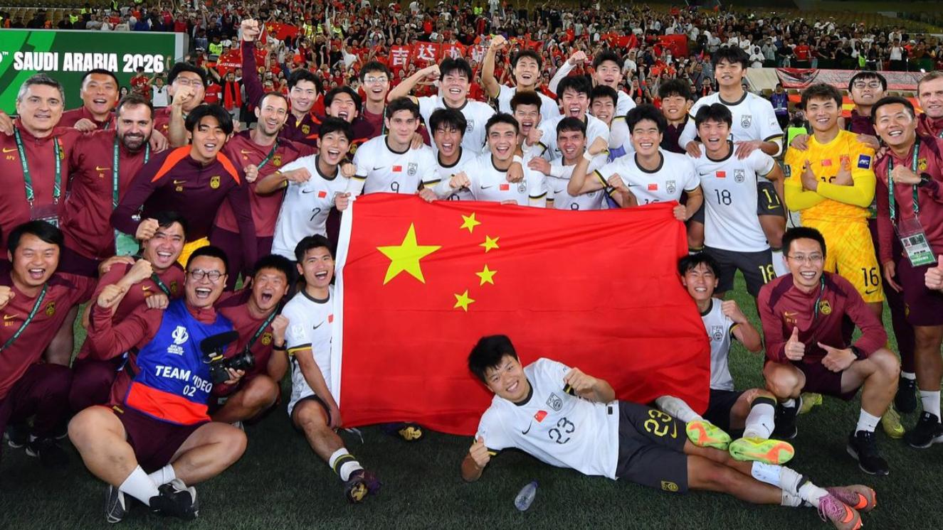 亚洲杯U23半决赛，国足3比0零封越南！时隔22年，国足再次闯入国际赛事决赛！