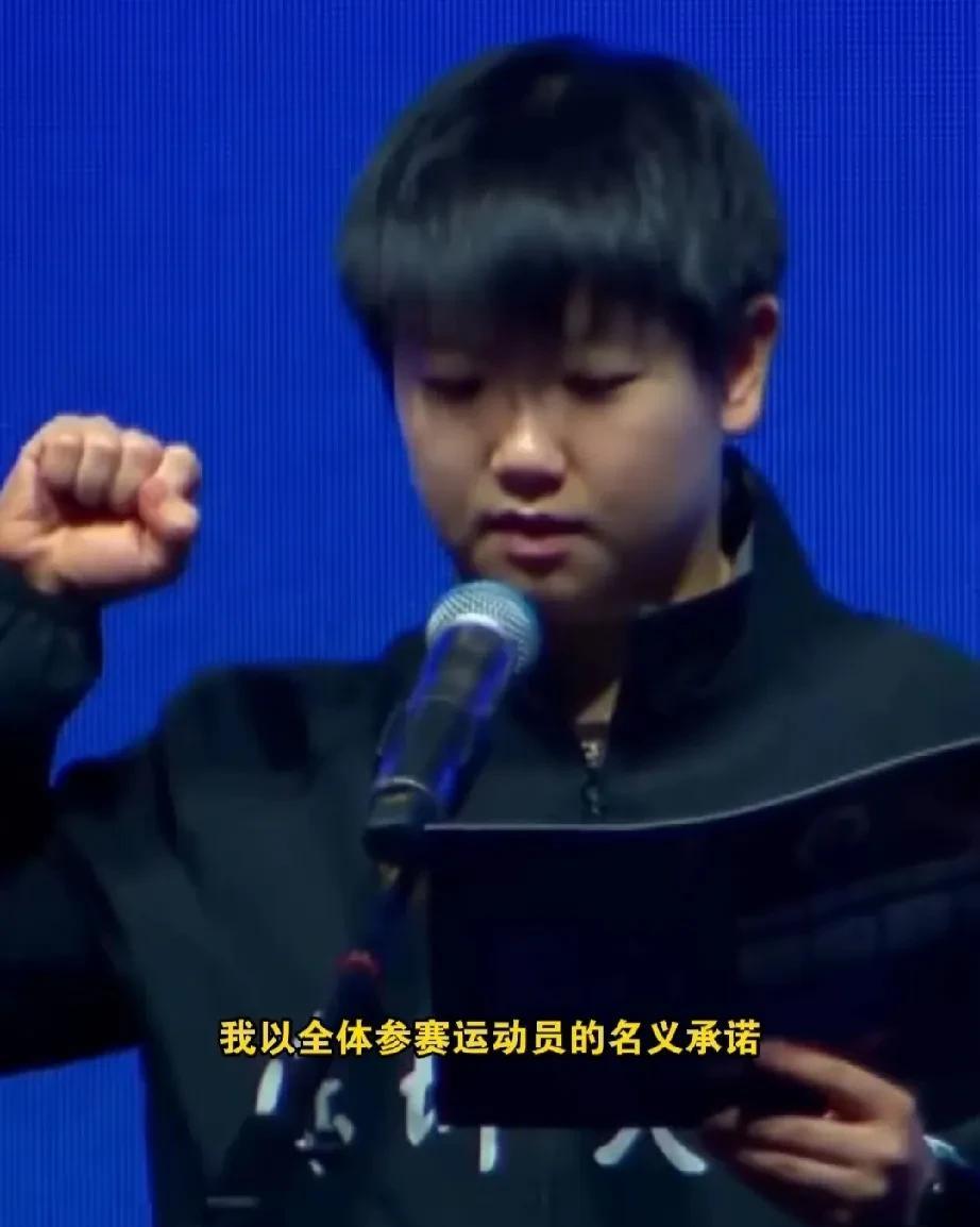 [大笑][大笑]果然宣誓还得莎宝来！这干净的素颜让人看上去很舒服呀！
深大幼儿园