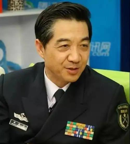 张召忠有一句话说的没错——美国霸主地位随时都有可能被取代，特朗普很可能是美国最后