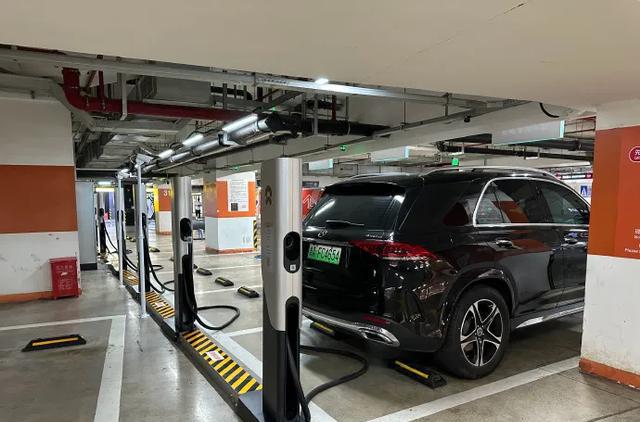 电车电池寿命“杀手”竟是日常习惯！避开这些坑，续航多跑5年！