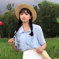 静静向你走来