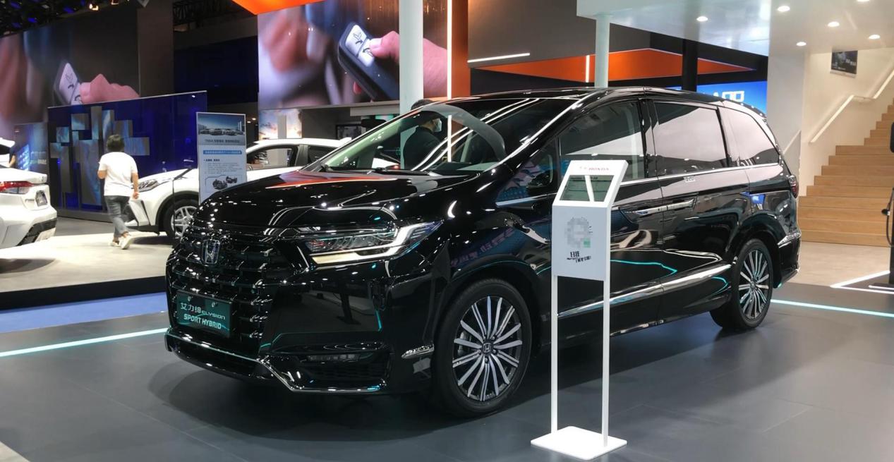 全跌破1000台，这五款MPV不香了？至少暴跌3-5倍，大奔才卖748辆