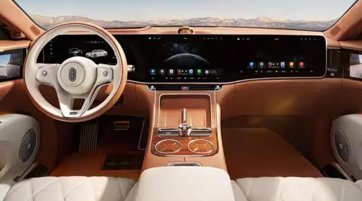 100 万买辆国产新能源车，到底值不值？江淮尊界 S800 能行吗？