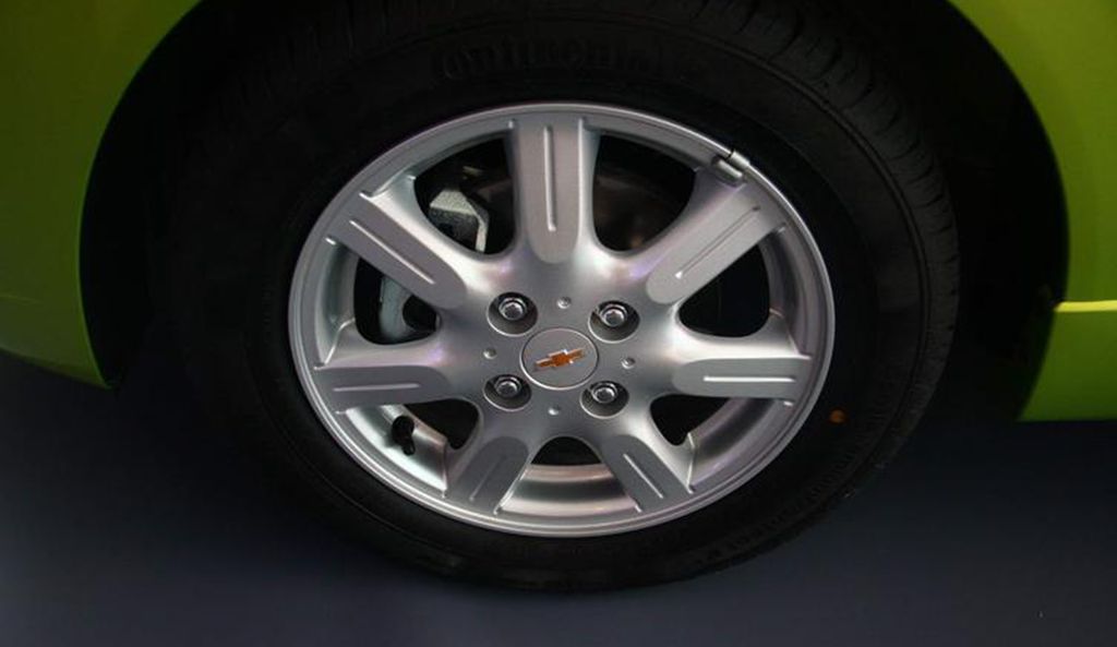 雪佛兰科帕奇：6AT变速箱+9HCT混动，动力衔接平顺，油耗低至5.1L