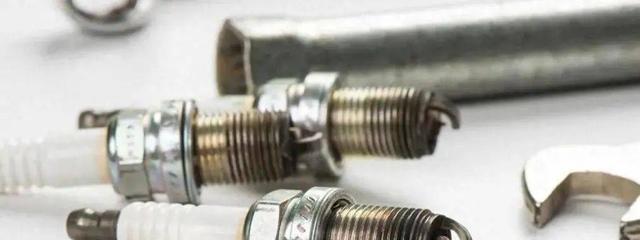 汽车保养只换机油就行了？内行：这4个零件不换，跟没保养没区别