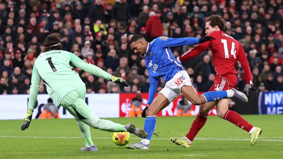 曝利物浦计划清洗萨拉赫等6将，王朝美梦恐碎