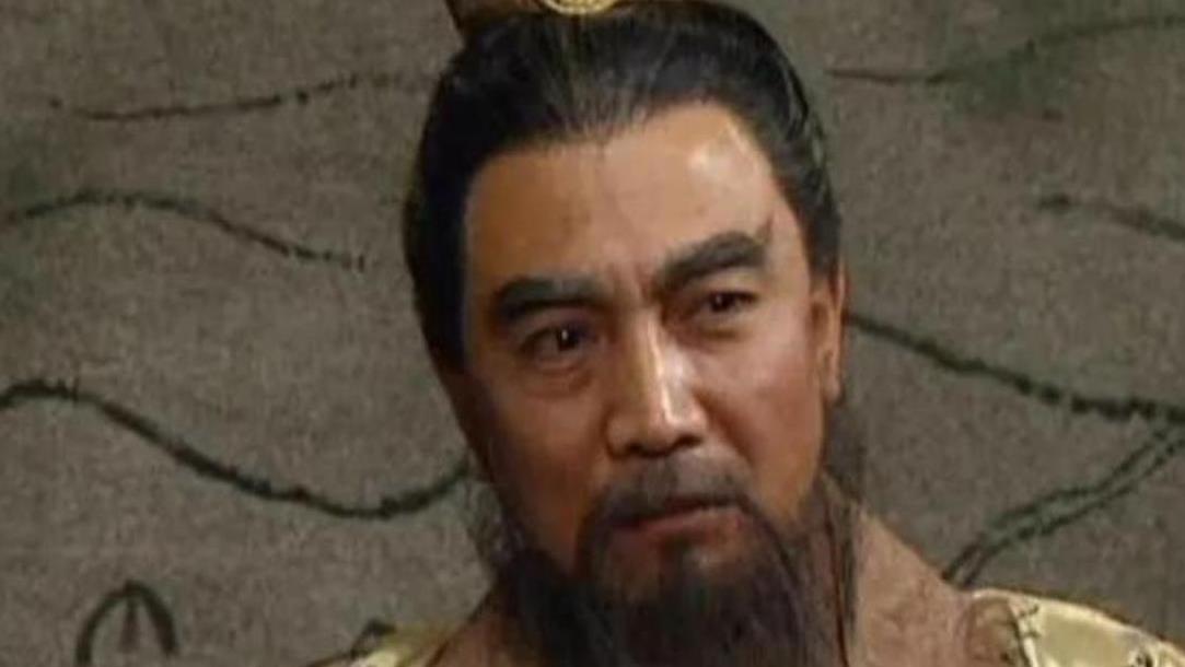 曹丕临终之前，为何让身世有争议的曹叡继位？曹丕为啥不喜欢曹叡