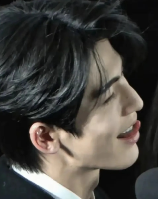 终于知道，为什么明星都有“表情管理”一说了！ ​​​