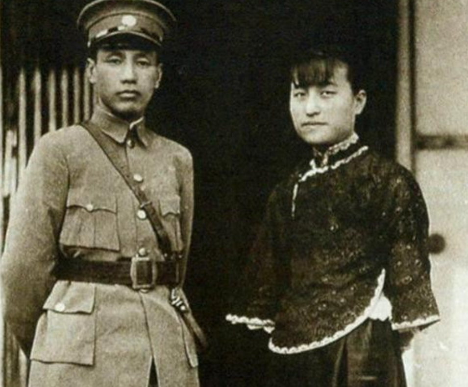1933年，陈洁如重返上海，深居简出，闭门谢客，从不向人谈及自己的过往经历。上海