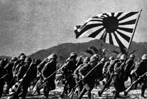 为什么日本那么小，二战时却有力量侵略那么多国家？这么说吧，就好比一个饿急眼的人，