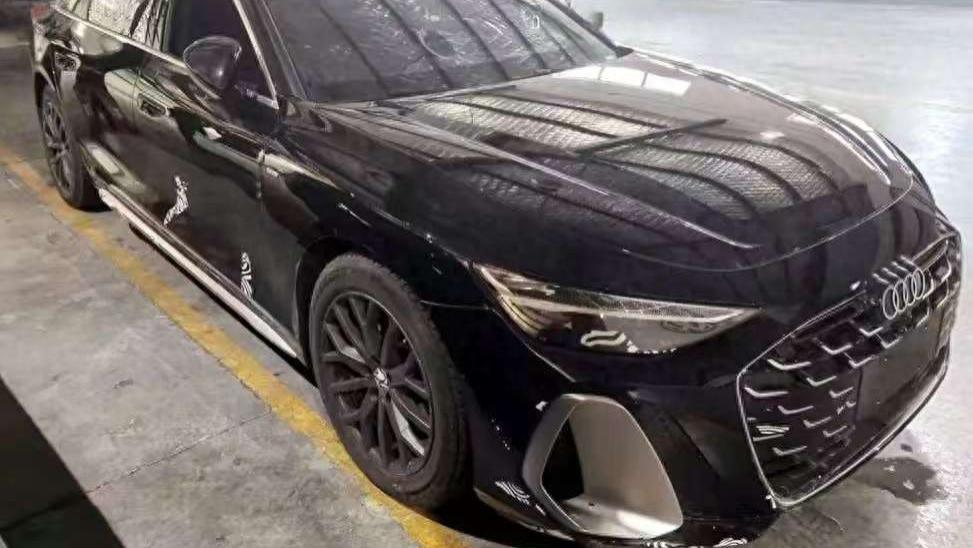 全新一代奥迪A6L实车现身，外观漂亮，尺寸提升，配3.0T V6和2.0T