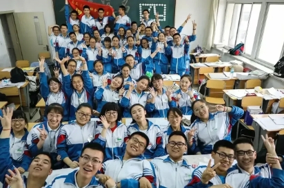 十年班主任告诉你
成绩太差从何学起
1、第一条；语文差：晨读，多读、多背、多积累