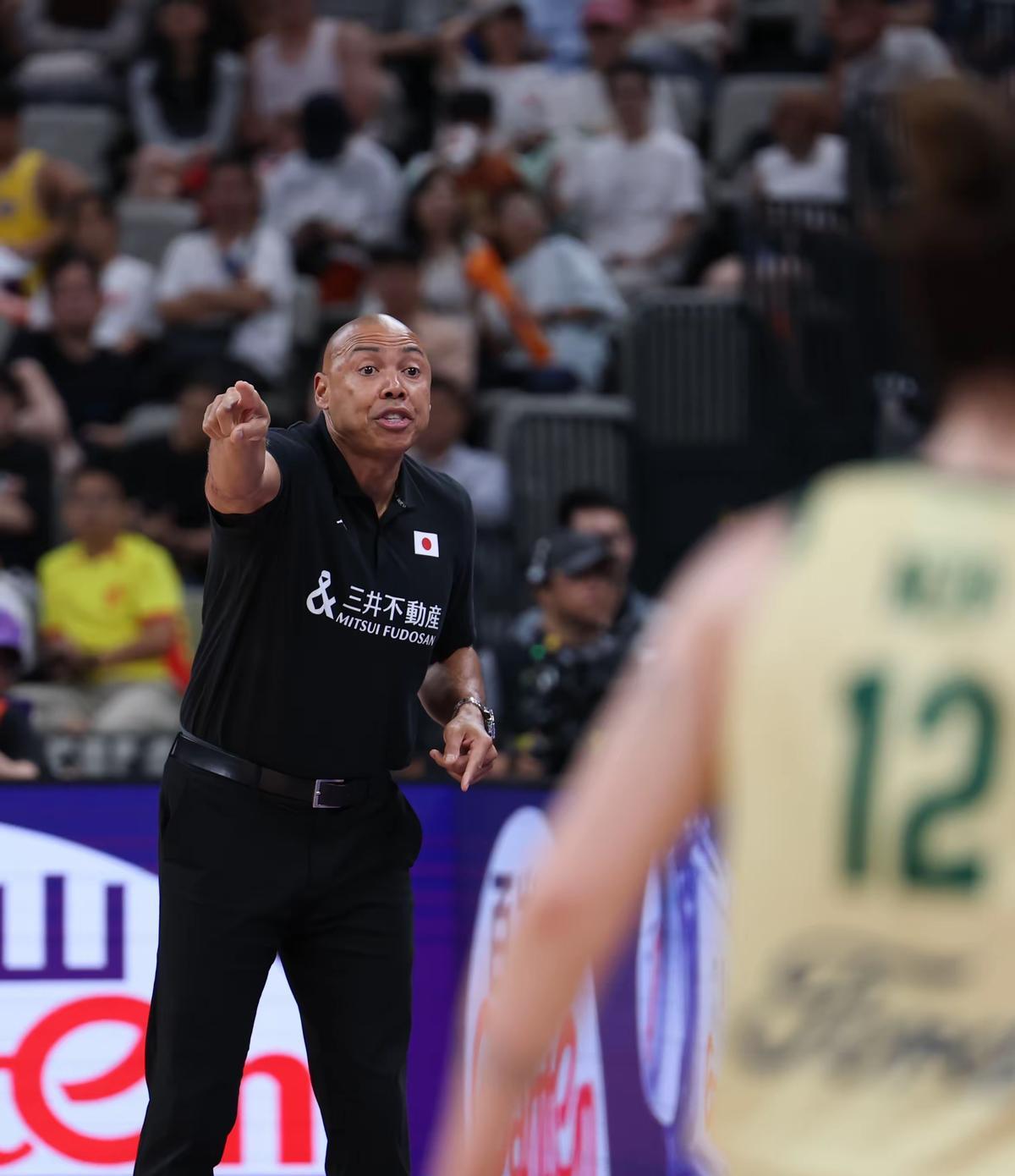 铜牌！中国女篮被日本挡在决赛外
身高两米双塔，竟跑不过平均矮10cm的对手
日本