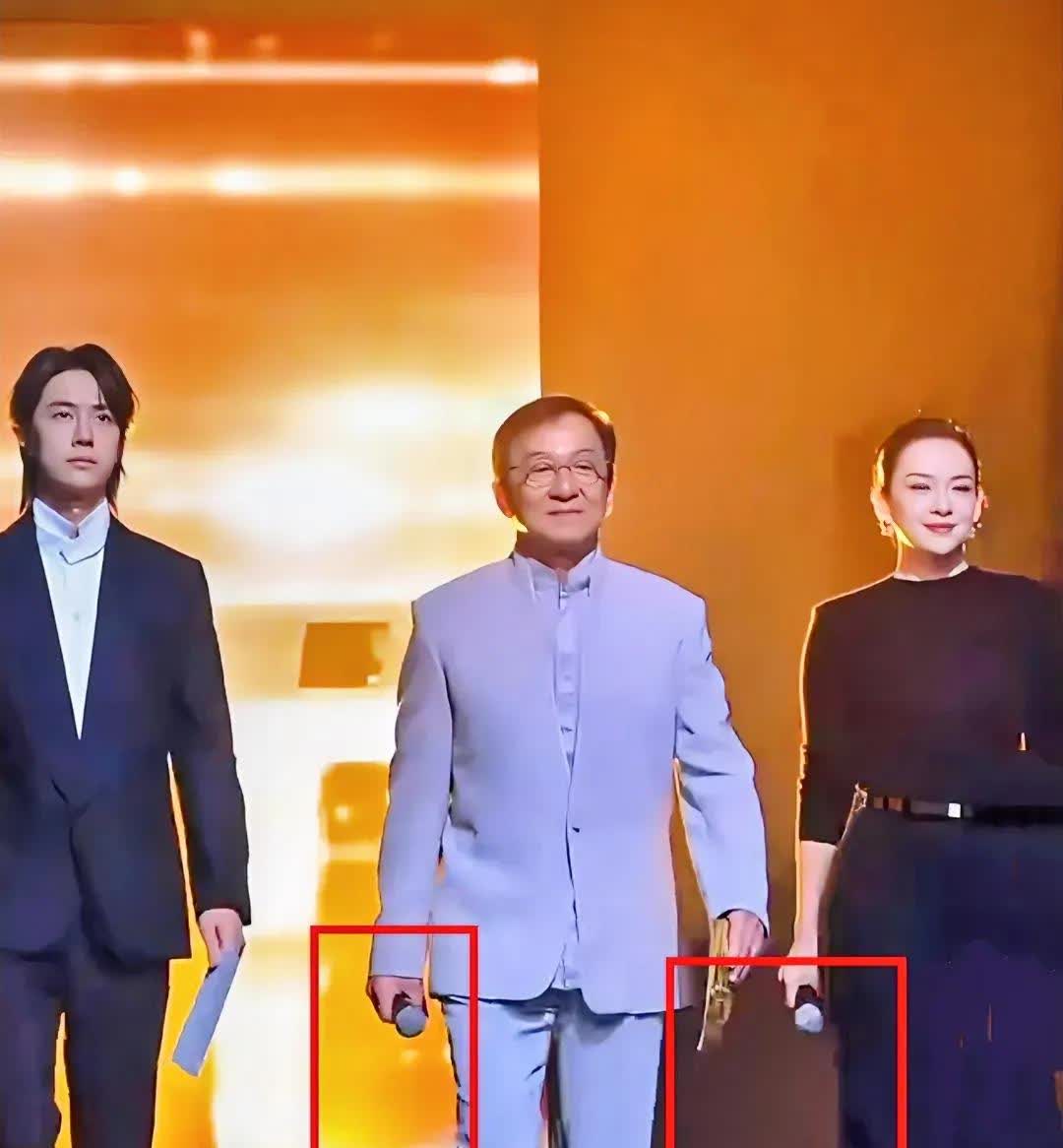 预感娱乐圈要有大变革了！

这次，竟是因为章子怡在华表奖摔成重伤。颁奖典礼上