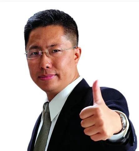天啊！疯狂英语创始人李阳越来越敢说了！李阳说：“饮料是害人最厉害的，能直接进入细
