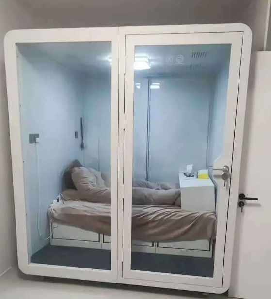 越来越多人在家里搞这种1w多的静音睡眠舱… ​真的好吗
