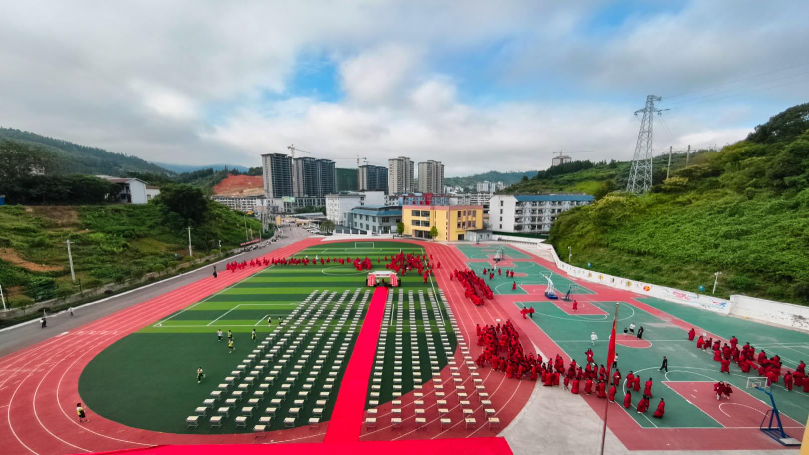 从江县一小开笔礼：朱砂启智开笔破蒙 童心向阳快乐成长