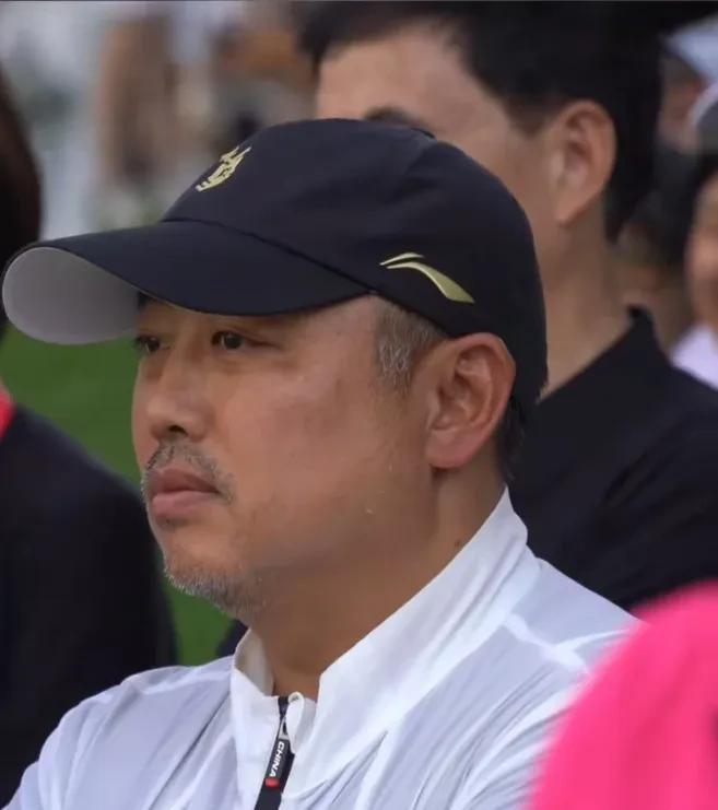感觉卸任中国乒协主席的刘国梁重心好像都转移在了女儿身上了！
国际乒联最近好像事情
