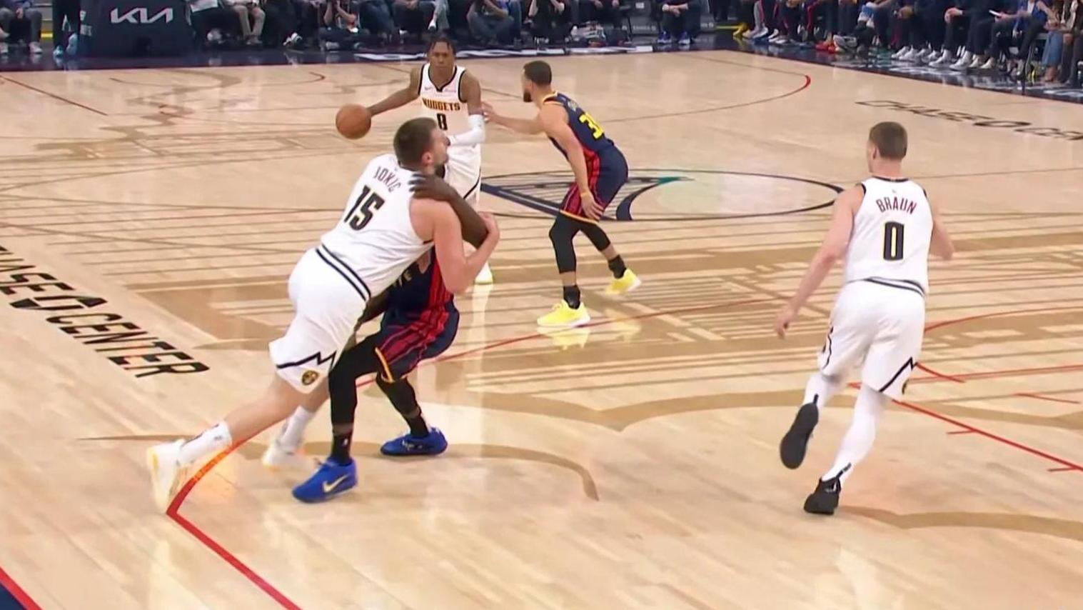 勇士5连胜背后的第三勇士之争，掘金三连败约基奇独木难支