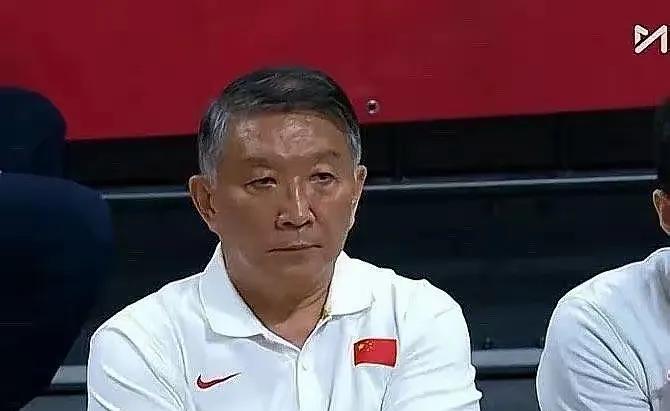 爱着急的人，还敢看球吗？
今下午四点，中韩争夺第三名的比赛又传来坏消息。
宫导不
