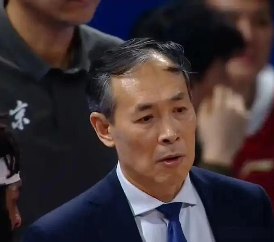 CBA季后赛京城德比，北控客场力克北汽先下一城。
        以逸待劳的北汽