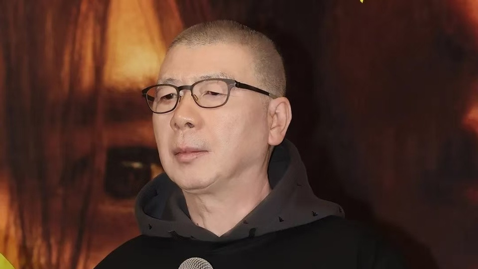票房破2亿，《向阳花》盈利，冯小刚承认降本增效，美拉终于赚钱了