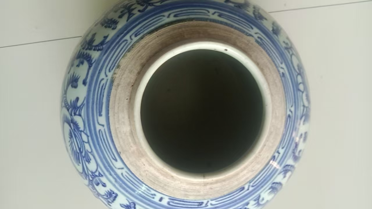 青花缠枝喜字罐：一抹青花百年囍韵，藏家不可错过的清代婚俗瓷珍
