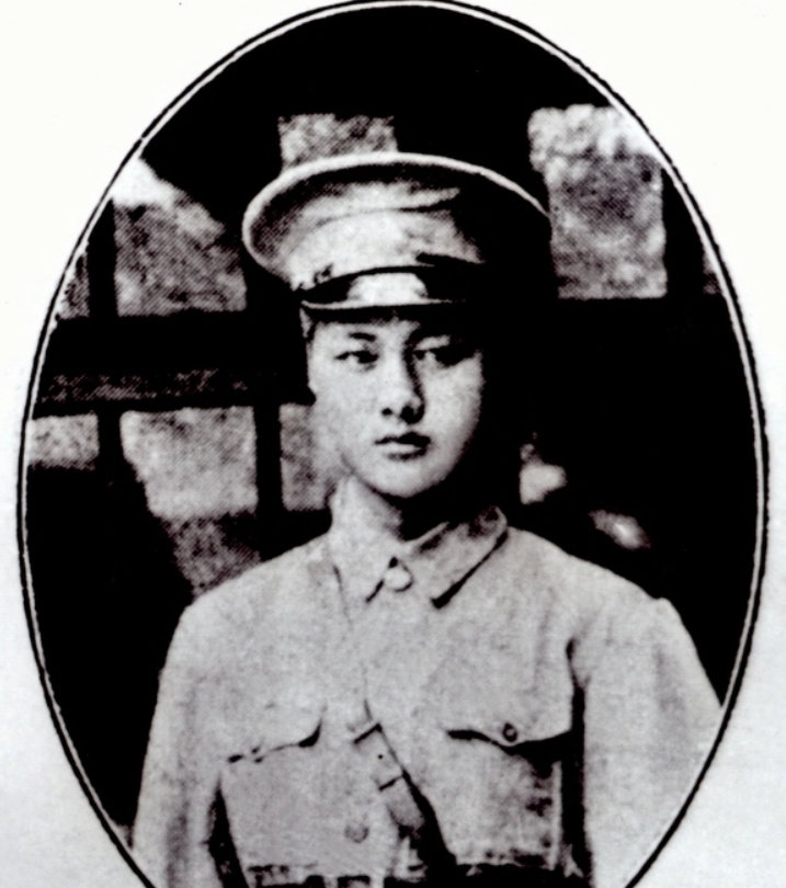 1935年，马载被看守用“马缠四蹄”的酷刑，捆成一个肉蛋。不准他放风，也不准他大