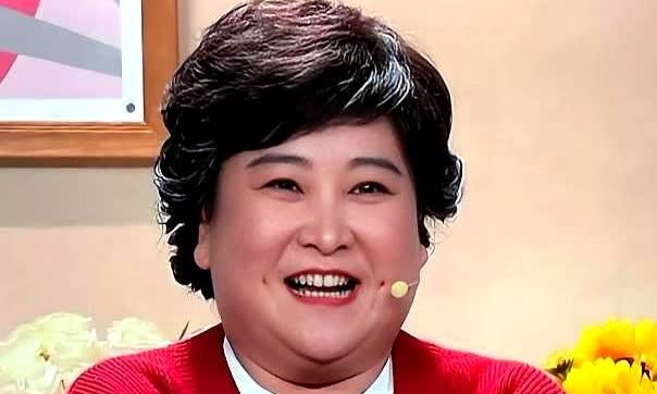 贾玲为啥突然不招人待见了？

原因其实很简单。

去年那部《热辣滚烫》一