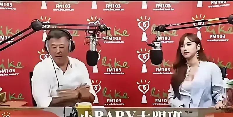 不得不说大小S的恩师王忠伟
还是有点江湖地位
眼看小S被吴宗宪和葛斯齐撕的要塌房