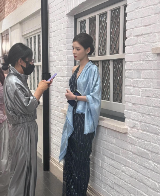 为啥有些女生不怎么打扮就显得很贵气 ​​​
