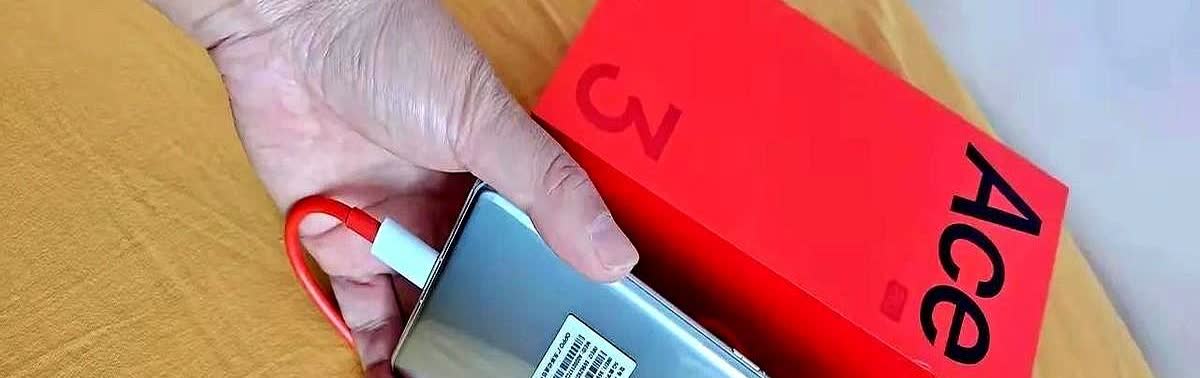 曾经挑选手机时，vivo、OPPO等品牌根本无法引起我的兴趣。
直到最近偶然摸
